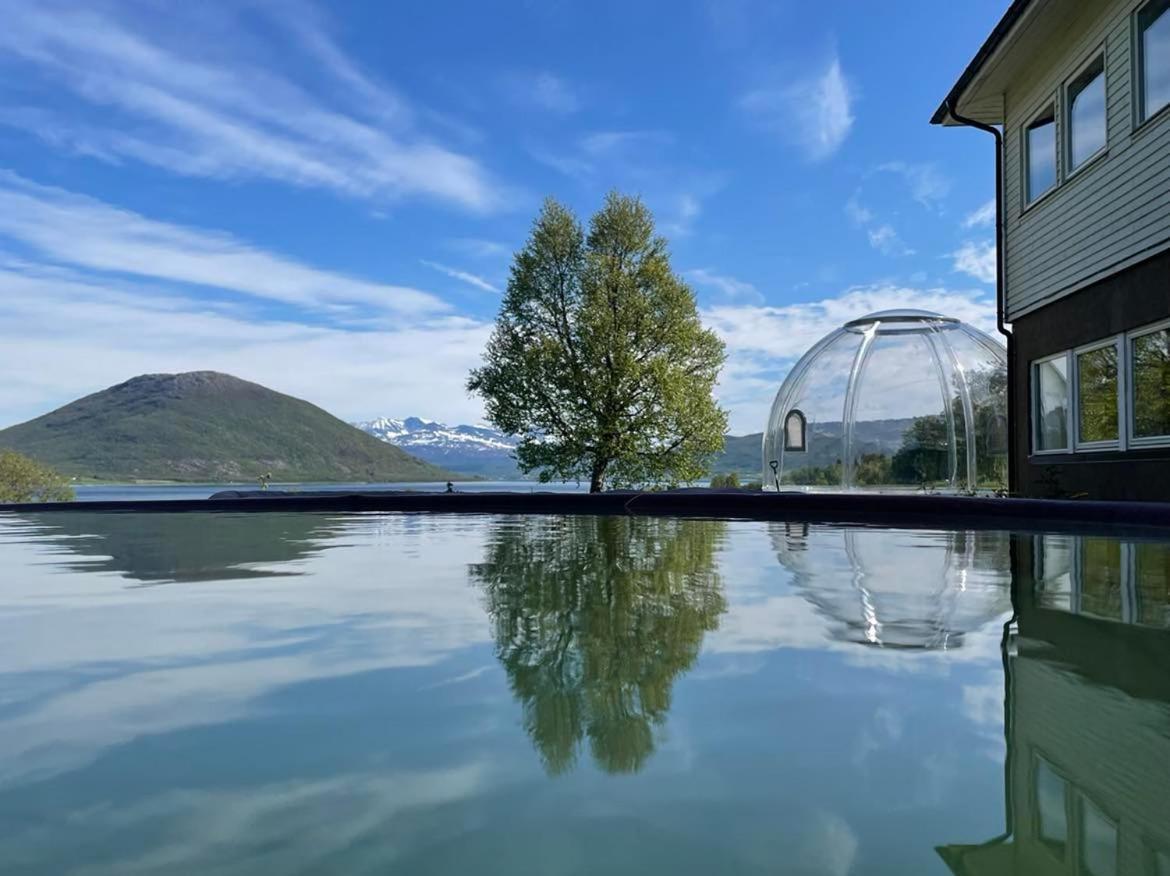Hotel Tjeldoya Slott Hov  Zewnętrze zdjęcie